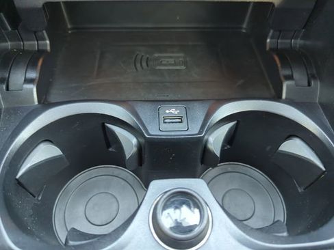 Certified 2024 BMW 330i Sedan image 27