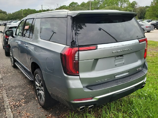 Used 2025 GMC Yukon XL Denali AWD/4WD image 6