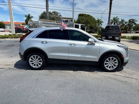 Used 2021 Cadillac XT4 Luxury FWD image 8