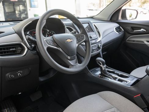 Used 2024 Chevrolet Equinox LS w/ LS Convenience Package FWD image 16