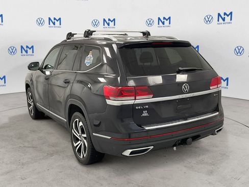 Used 2023 Volkswagen Atlas SEL image 2