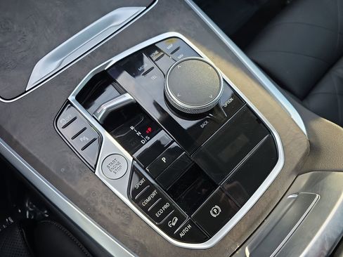 Used 2024 BMW X5 xDrive40i image 25