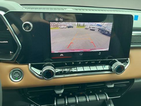 New 2026 GMC Canyon AT4 AWD/4WD image 17