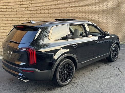 Used 2021 Kia Telluride SX w/ Nightfall Edition Package AWD/4WD image 17