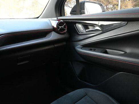 Used 2024 Chevrolet Blazer EV RS image 8