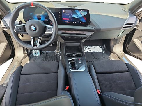 Used 2025 BMW M235i xDrive w/ Premium Package image 9