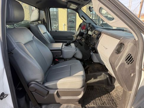 Used 2013 Ford F450 XL w/ High Capacity Trailer Tow Pkg image 14