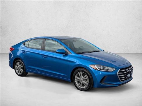 Used 2018 Hyundai Elantra SEL FWD image 3