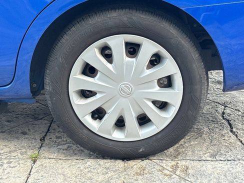 Used 2016 Nissan Versa SV image 6