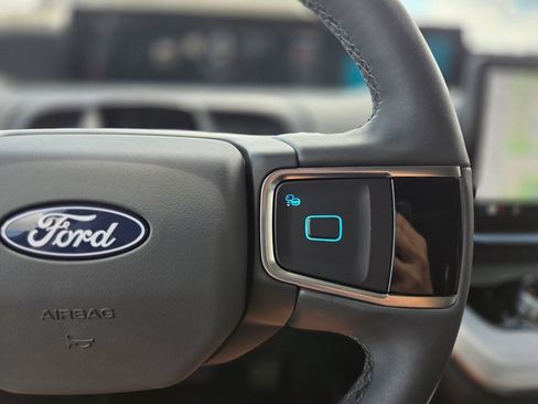 New 2027 Ford Expedition Active RWD image 22