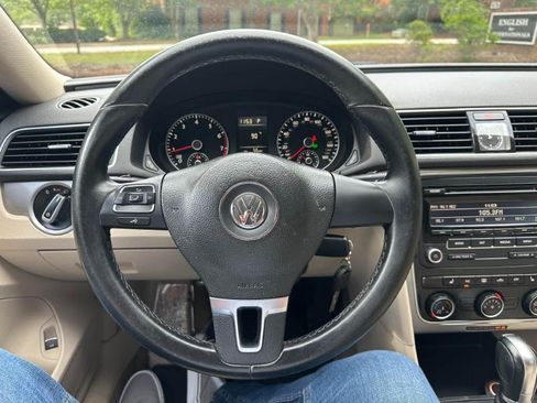 Used 2014 Volkswagen Passat 1.8T Wolfsburg Edition FWD image 22