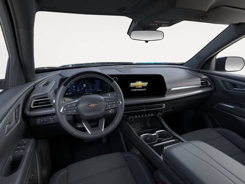 New 2025 Chevrolet Traverse LT w/ Enhanced Driving Package FWD image 15