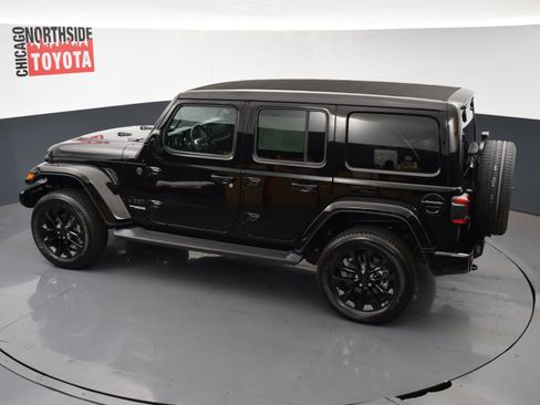 Used 2021 Jeep Wrangler Unlimited Sahara image 23