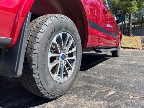 Used 2018 Ford F150 XLT w/ Equipment Group 302A Luxury image 7