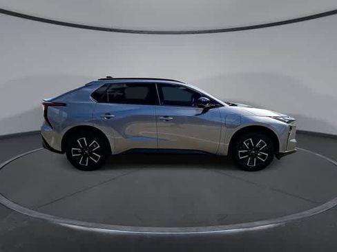 New 2026 Toyota bZ FWD image 9