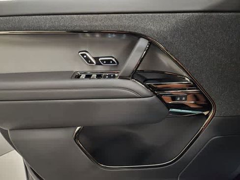 New 2026 Land Rover Range Rover Sport SE AWD/4WD image 41
