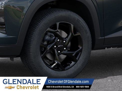 New 2026 Chevrolet Trax LT w/ Driver Confidence Package image 9