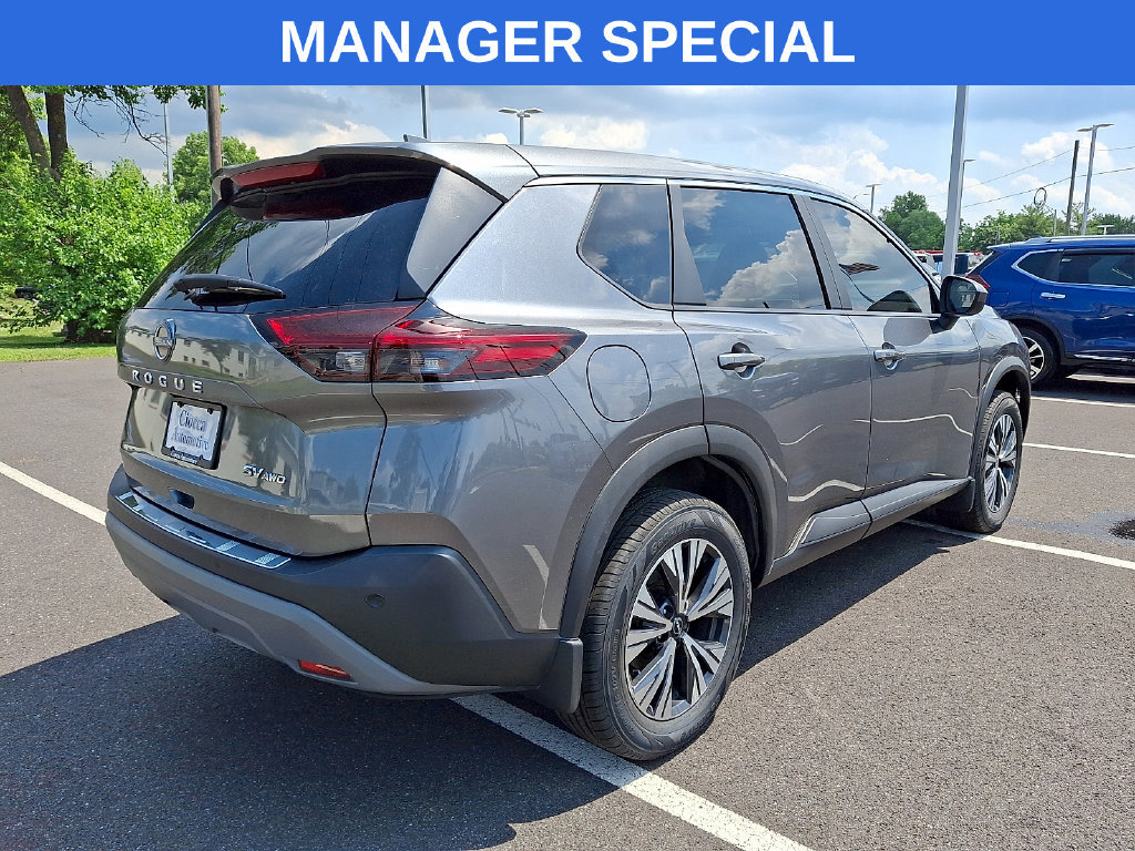 Used 2023 Nissan Rogue SV AWD/4WD image 7