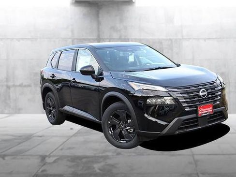 New 2026 Nissan Rogue SV AWD/4WD image 2