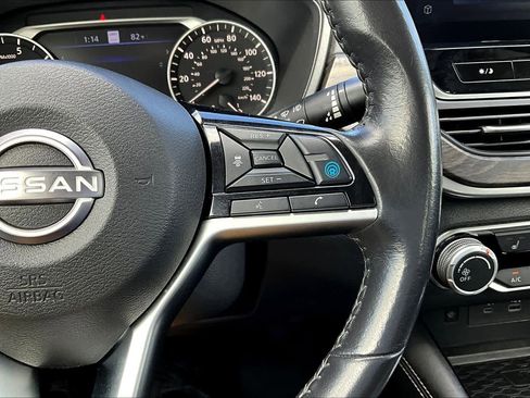 Used 2024 Nissan Altima 2.5 SV w/ SV Premium Package image 25