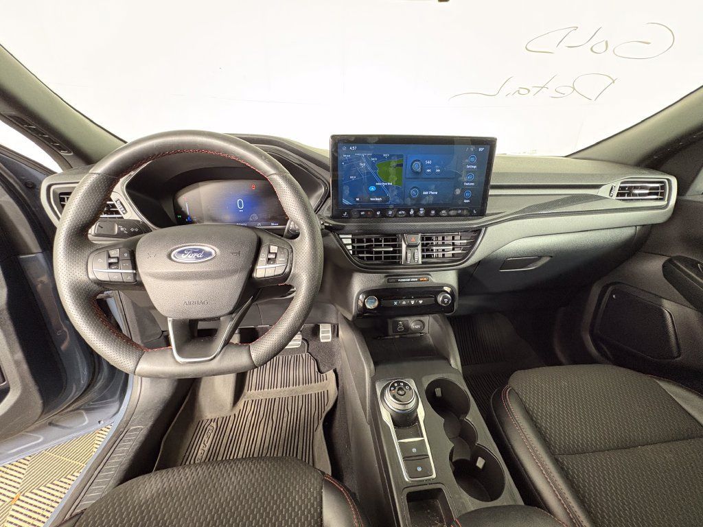 Certified 2024 Ford Escape ST-Line w/ Tech Pack #1 FWD image 8