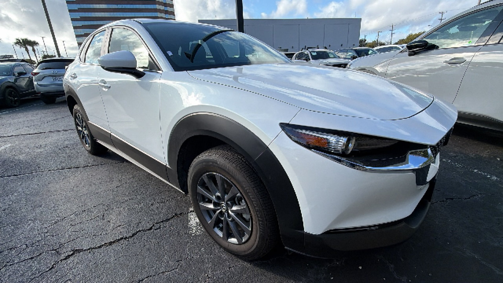 Used 2024 MAZDA CX-30 AWD 2.5 S image 2
