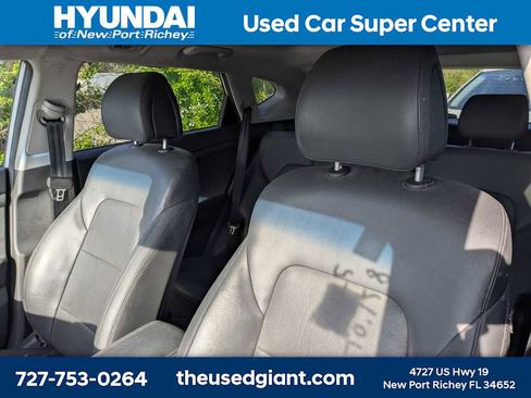Used 2016 Hyundai Tucson Limited w/ Option Group 03 AWD/4WD image 3