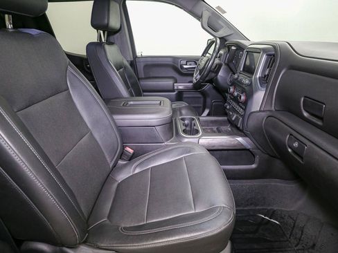 Used 2019 Chevrolet Silverado 1500 LTZ AWD/4WD image 16