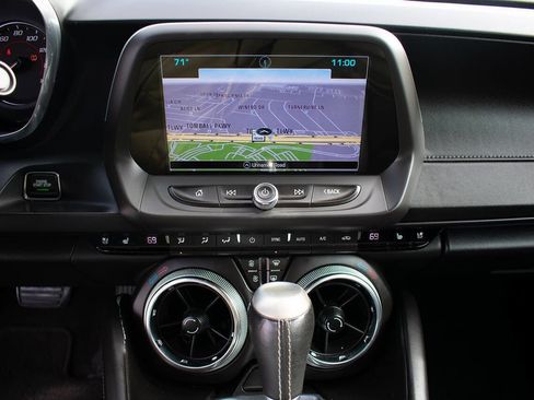 Used 2016 Chevrolet Camaro LT image 21