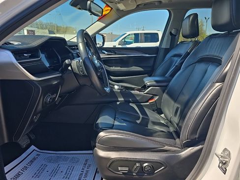 Used 2021 Jeep Grand Cherokee L Limited AWD/4WD image 14