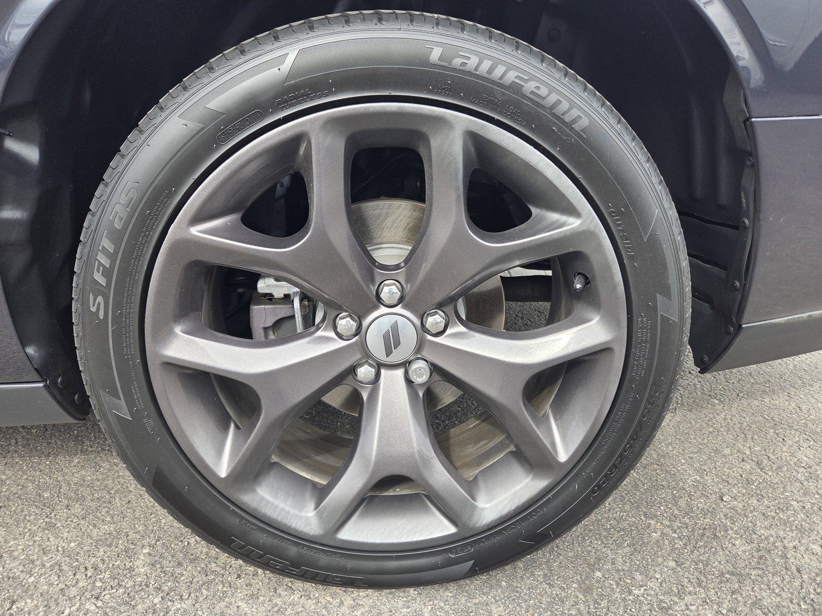 Used 2018 Dodge Challenger SXT Plus RWD image 9