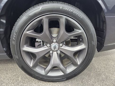 Used 2018 Dodge Challenger SXT Plus image 9
