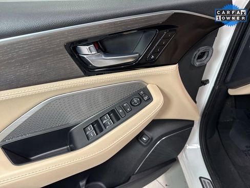 Used 2023 Acura MDX SH-AWD w/ Advance Package image 11