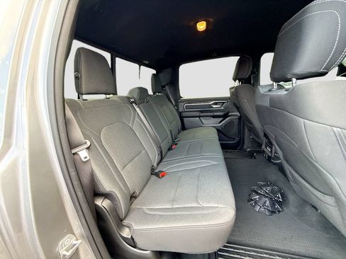 Used 2021 RAM 1500 Big Horn AWD/4WD image 30