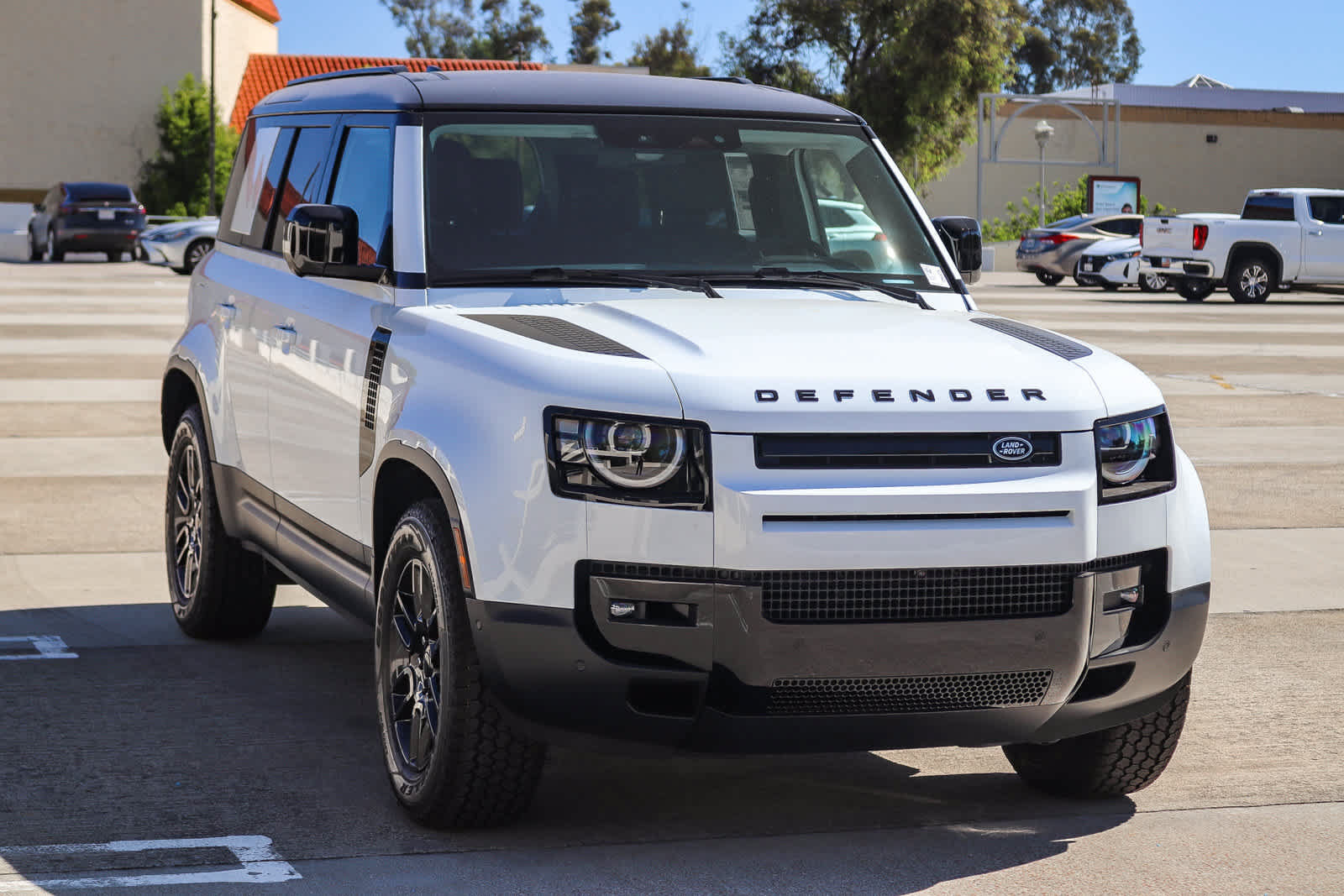 New 2026 Land Rover Defender 110 S AWD/4WD image 3
