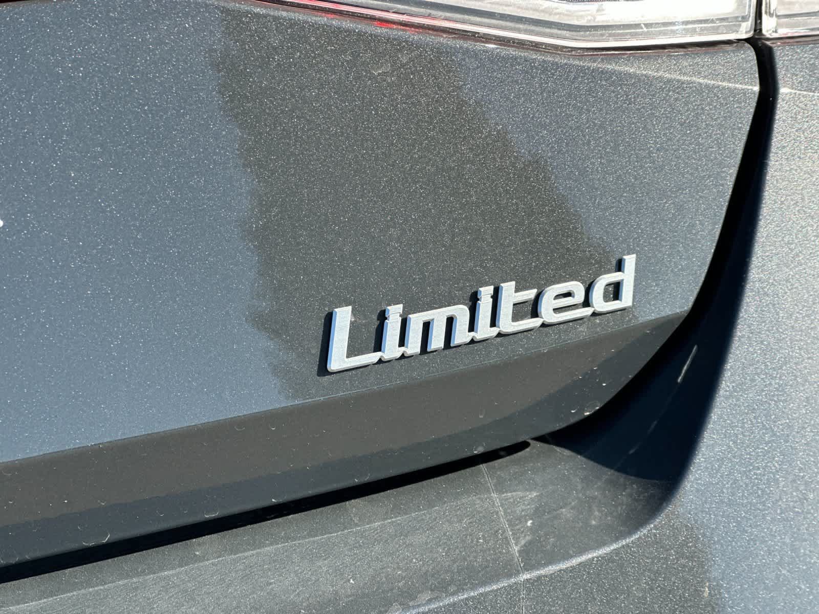 Used 2026 Hyundai Elantra Limited FWD image 26