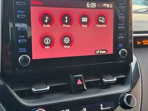 Used 2020 Toyota Corolla SE FWD image 23