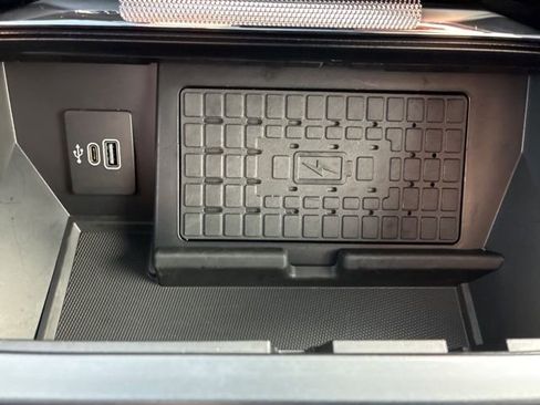 Used 2025 Ford F150 Raptor image 45