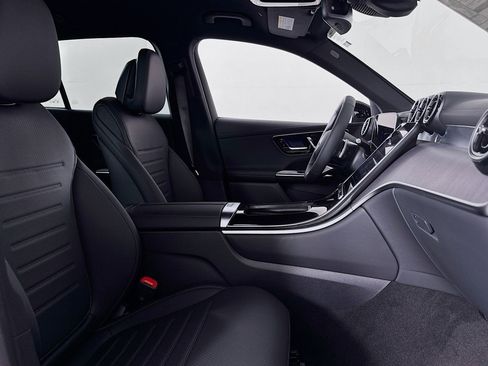 New 2026 Mercedes-Benz GLC 300 image 6