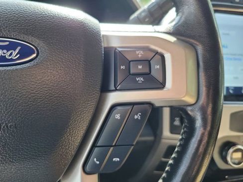 Used 2022 Ford F250 Lariat w/ Lariat Ultimate Package AWD/4WD image 24
