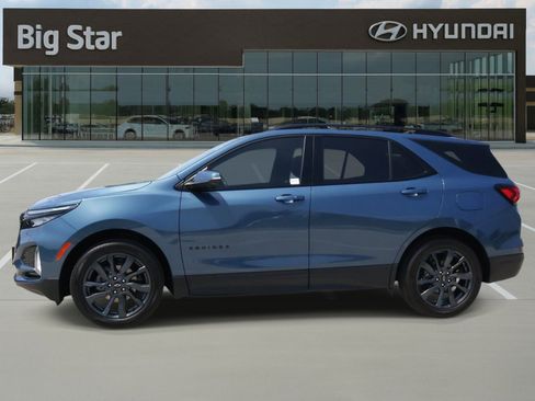 Used 2024 Chevrolet Equinox RS FWD image 2
