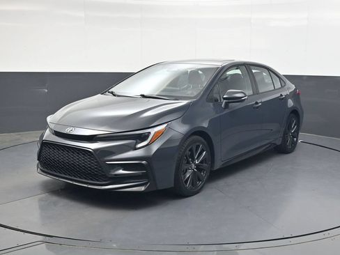 Used 2023 Toyota Corolla XSE FWD image 8