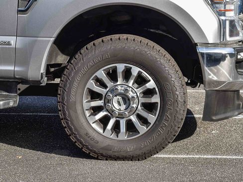 Used 2020 Ford F350 Lariat w/ Lariat Ultimate Package image 10