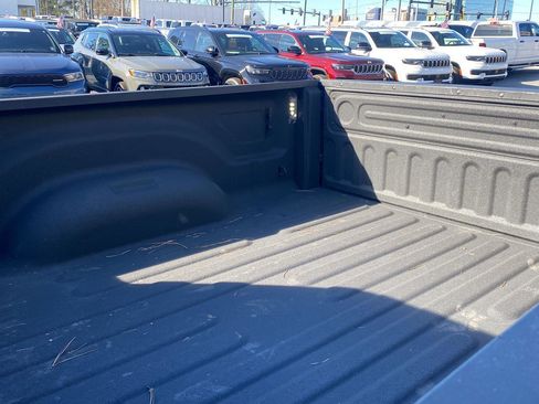 Used 2024 RAM 2500 Big Horn w/ Bed Utility Group image 11