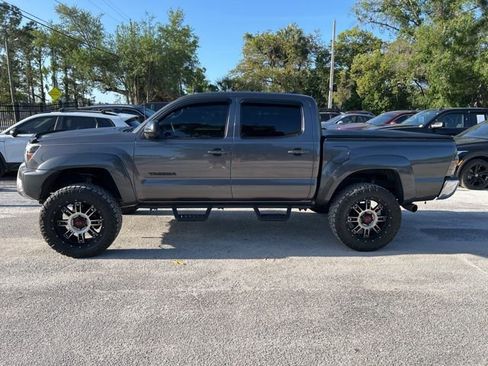 Used 2015 Toyota Tacoma PreRunner w/ SR5 Package image 15