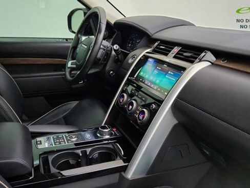 Used 2018 Land Rover Discovery HSE Luxury AWD/4WD image 24