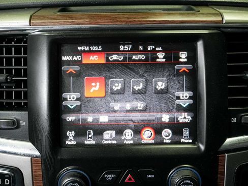Used 2016 RAM 1500 Laramie AWD/4WD image 21