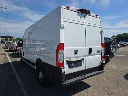 Used 2022 RAM ProMaster 3500 w/ Convenience Group FWD image 3