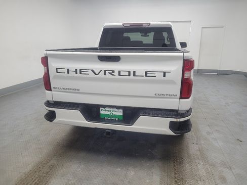 Used 2021 Chevrolet Silverado 1500 Custom image 7