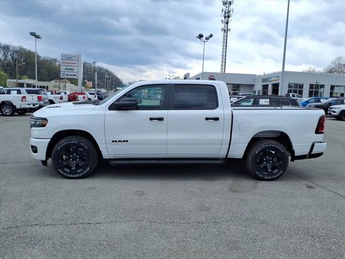 New 2026 RAM 1500 Express AWD/4WD image 7